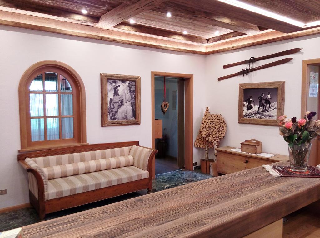 B&B Garni Villa Campitello Campitello di Fassa Buitenkant foto