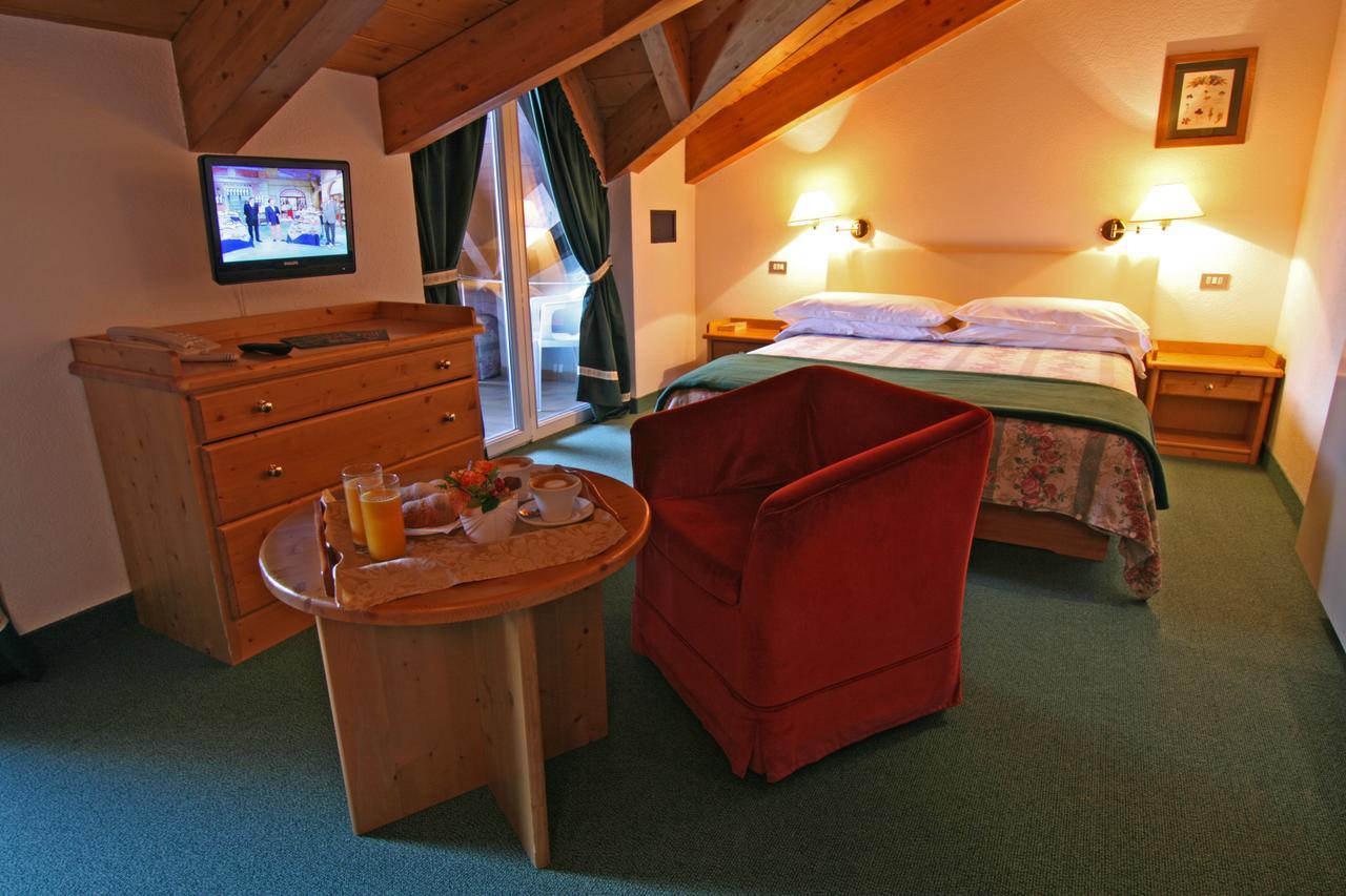 B&B Garni Villa Campitello Campitello di Fassa Buitenkant foto